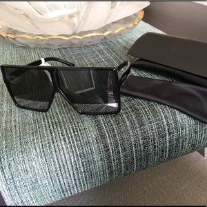 New YSL Betty 183 model!!